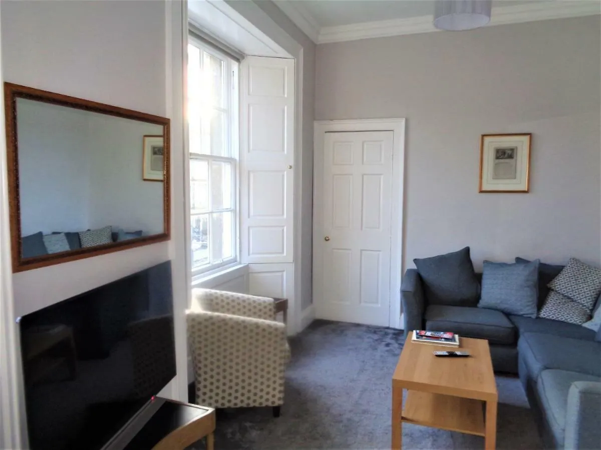 Heritage City - Central York Place Apt Edinburgh 0*,