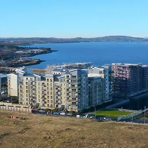  Apartment Stunning 3 Large Bedrooms 2 Bathrooms In Harbour